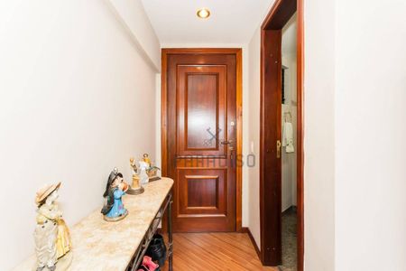 4_photo/94dce3804d.2b65077af0a8b1f2-ATLAS-71518a0e-1a45-4702-bc2c-3401acd1d93f.jpg de apartamento à venda com 3 quartos, 221m² em Água Verde, Curitiba