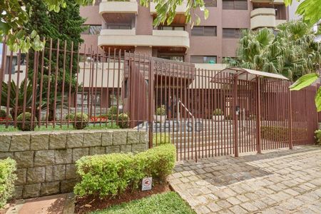 34_photo/94dce3804d.2b65077af0a8b1f2-ATLAS-e0107f2a-d513-4df7-be36-5c12eeb3b225.jpg de apartamento à venda com 3 quartos, 221m² em Água Verde, Curitiba