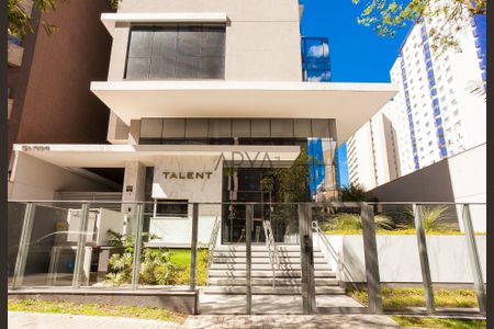 9_photo/94dce3805b.6b6e8fa0c95318bd-ATLAS-36fb1d4e-46ac-437a-8d62-6ddc574d3e04.jpg de apartamento à venda com 3 quartos, 156m² em Água Verde, Curitiba