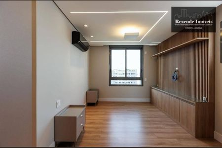 3_photo/94dce3805b.dceb57456d5519b9-ATLAS-c3a064bb-0c9d-4f2f-b28b-abc9e5be42a9.jpg de apartamento à venda com 3 quartos, 157m² em Água Verde, Curitiba