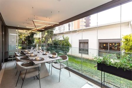 9_photo/94dce38075.6618d879b31b9a75-ATLAS-81aebe0e-7fa5-4a92-920b-ebbae5c6af0b.jpg de apartamento à venda com 3 quartos, 155m² em Água Verde, Curitiba