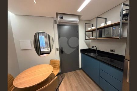 5_photo/94dce38075.8406d85b1cc03178-ATLAS-2a223427-52fb-42fc-8fa3-8c03509103ca.jpg de apartamento à venda com 1 quarto, 35m² em Água Verde, Curitiba