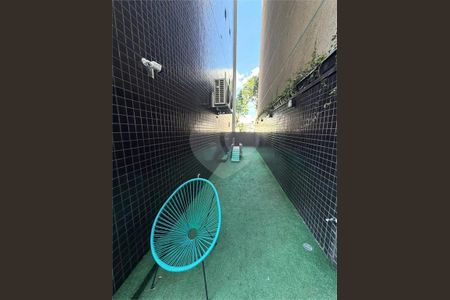 12_photo/94dce38075.8406d85b1cc03178-ATLAS-6ea8f282-b1d4-496a-8b17-f0400a0b2b4a.jpg de apartamento à venda com 1 quarto, 20m² em Água Verde, Curitiba