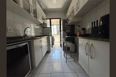 12_photo/94dce38075.9fde2b1beaf38236-ATLAS-ec2bcbeb-7dfb-4bf4-b92c-a73690da9449.jpg de apartamento à venda com 3 quartos, 76m² em Água Verde, Curitiba