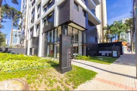 1_photo/94dce38075.e6e1c947b02cf8fb-ATLAS-e10101f9-24b7-4c6f-8e1c-35e09d92f252.jpg de apartamento à venda com 1 quarto, 18m² em Água Verde, Curitiba