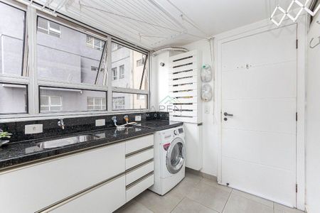 8_photo/94dce3808f.e70fa8406114d9b6-ATLAS-aa700b0c-19c7-4372-b2f2-dc1398f6d42b.jpg de apartamento para alugar com 2 quartos, 179m² em Água Verde, Curitiba