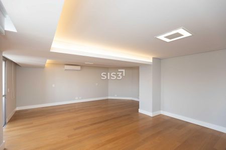 25_photo/94dce380f3.35a7d8d442b4a1b3-ATLAS-11f5737e-a939-42fc-96d9-1b2c5f7e58c1.jpg de apartamento à venda com 4 quartos, 441m² em Água Verde, Curitiba