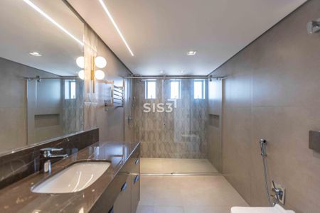 45_photo/94dce380f3.35a7d8d442b4a1b3-ATLAS-1b36c7bf-f2c0-4ec7-b81d-be4a10c34e2f.jpg de apartamento à venda com 4 quartos, 441m² em Água Verde, Curitiba