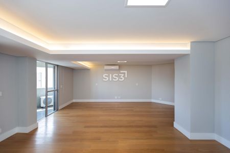 23_photo/94dce380f3.35a7d8d442b4a1b3-ATLAS-7f2f5d40-b635-4230-8b93-6f064089bc23.jpg de apartamento à venda com 4 quartos, 441m² em Água Verde, Curitiba