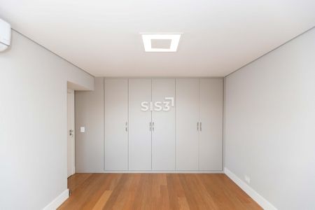 48_photo/94dce380f3.35a7d8d442b4a1b3-ATLAS-d70191bb-4082-4e37-ad4d-7e5e4585f7de.jpg de apartamento à venda com 4 quartos, 441m² em Água Verde, Curitiba