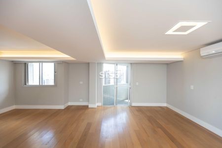 26_photo/94dce380f3.35a7d8d442b4a1b3-ATLAS-fda2d192-a7bc-4ae3-bc8c-efae1b10ecec.jpg de apartamento à venda com 4 quartos, 441m² em Água Verde, Curitiba