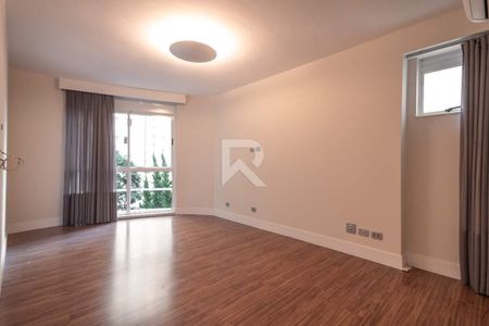 30_photo/94dce380f9.0a8003db35e1f767-ATLAS-30fdddea-c3be-4a52-9ba7-251667335e61.jpg de apartamento para alugar com 4 quartos, 370m² em Água Verde, Curitiba