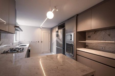 15_photo/94dce380f9.0a8003db35e1f767-ATLAS-32a93cf2-4c83-45a7-93d4-70daec0523e4.jpg de apartamento para alugar com 4 quartos, 370m² em Água Verde, Curitiba