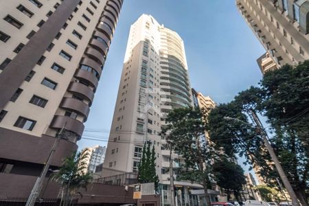 35_photo/94dce380f9.0a8003db35e1f767-ATLAS-b01aa08a-4ad4-45c4-86ab-ff27de233fb5.jpg de apartamento para alugar com 4 quartos, 370m² em Água Verde, Curitiba