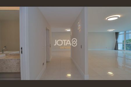 3_photo/94dce380f9.c696d6dfecea6f1c-ATLAS-5a9b1254-e5e4-4782-9252-ae35bbfa13fc.jpg de apartamento para alugar com 4 quartos, 370m² em Água Verde, Curitiba