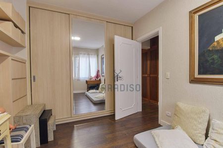 5_photo/94dce380ff.195065e5f11c2789-ATLAS-cf63f947-9c8b-42ef-9dd4-dee85d7bb287.jpg de apartamento à venda com 3 quartos, 150m² em Água Verde, Curitiba