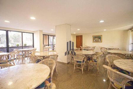 48_photo/94dce38105.74ba8c6c4dffd169-ATLAS-5d8ac3bd-7840-42ca-bd97-81b5c347a7a4.jpg de apartamento à venda com 4 quartos, 204m² em Água Verde, Curitiba