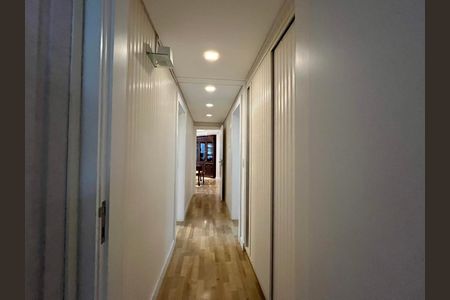 33_photo/94dce38105.effc73c8c58abb54-ATLAS-1ea48bca-7fa7-46d5-865f-05506e9206a4.jpg de apartamento à venda com 3 quartos, 188m² em Água Verde, Curitiba