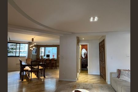 10_photo/94dce38105.effc73c8c58abb54-ATLAS-a18b3f8d-8541-48e4-9a54-8f90c0d34bbc.jpg de apartamento à venda com 3 quartos, 188m² em Água Verde, Curitiba