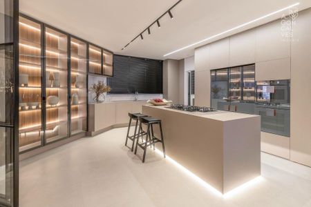 5_photo/94dce3812b.56920f9da5dfe12c-ATLAS-908cb372-a8b2-434c-9f2d-941e464a9e03.jpg de apartamento à venda com 3 quartos, 324m² em Água Verde, Curitiba