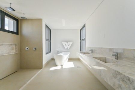 5_photo/94dce3812b.6f735b8b07ef571c-ATLAS-b4c52004-774f-4e96-89e5-a03dd0168805.jpg de apartamento à venda com 3 quartos, 323m² em Água Verde, Curitiba