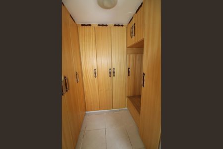 10_photo/94dce3816d.f17d4b1c7f9cb62f-ATLAS-2ba392f8-2f01-4418-b9ac-e3b96f642524.jpg de apartamento à venda com 4 quartos, 222m² em Água Verde, Curitiba