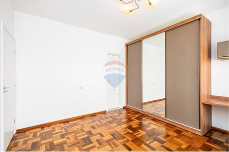 3_photo/94dce38171.ec0f394f666ba135-ATLAS-4b2d3cd3-c748-4ae1-8763-cc8756f17b2a.jpg de apartamento para alugar com 3 quartos, 105m² em Água Verde, Curitiba