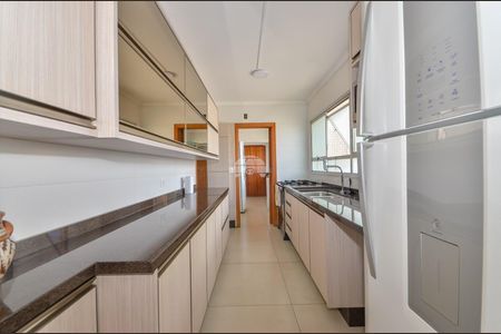 25_photo/94dce3817d.a00f72cb6f653558-ATLAS-7d10b9e9-7c87-42d2-ac2a-9b75e8a317e6.jpg de apartamento à venda com 4 quartos, 252m² em Água Verde, Curitiba