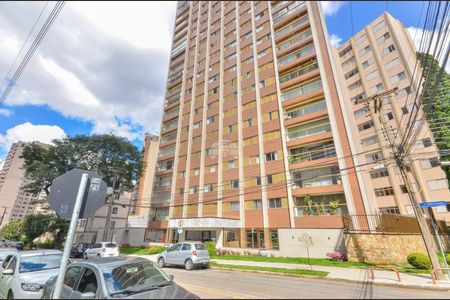 4_photo/94dce3817d.a00f72cb6f653558-ATLAS-97fe5e05-0f5a-4afa-a40e-bef94579fffd.jpg de apartamento à venda com 4 quartos, 252m² em Água Verde, Curitiba