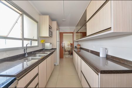 22_photo/94dce3817d.a00f72cb6f653558-ATLAS-e37bd68d-1f9c-4656-a5cb-231d19369d9a.jpg de apartamento à venda com 4 quartos, 252m² em Água Verde, Curitiba