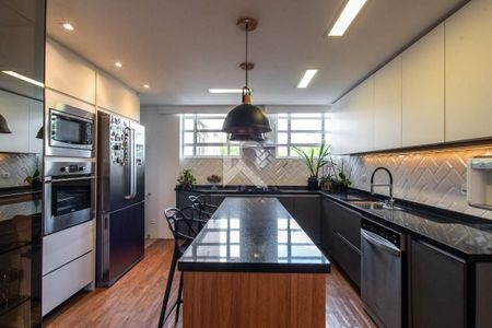 13_photo/94dce3817f.0a2c329a396c99e4-ATLAS-8e8ae5b2-d997-4e43-8503-fb8ccb8ec408.jpg de apartamento à venda com 3 quartos, 160m² em Água Verde, Curitiba