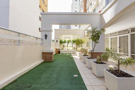 12_photo/94dce381d5.70d42bc12121e670-ATLAS-6c1e4e44-46da-4f42-8728-d5d4e14a17bc.jpg de apartamento à venda com 2 quartos, 51m² em Água Verde, Curitiba