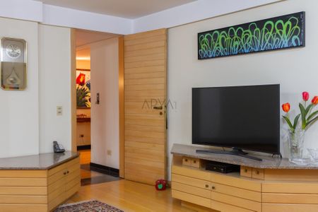 7_photo/94dce38201.f432ec0bb6815c92-ATLAS-5ea35b81-00eb-4c7f-bd0e-4fd00fce362d.jpg de apartamento à venda com 5 quartos, 365m² em Vila Izabel, Curitiba