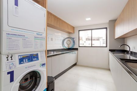 28_photo/94dce38231.c91e287b7d37385c-ATLAS-6df70d45-ab99-45c1-9cb0-b8ebef5a1a84.jpg de apartamento à venda com 1 quarto, 27m² em Vila Izabel, Curitiba