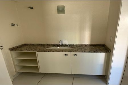 7_photo/94dce3823d.cc5e34c2a3d6bc77-ATLAS-4e854b22-dba8-47e8-807b-983559c3fbb8.jpg de apartamento à venda com 3 quartos, 115m² em Vila Izabel, Curitiba