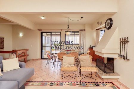 23_photo/94dce3825b.e6f02a1e96aef2b1-ATLAS-931c447e-69bd-46d6-b970-56d04fca0779.jpg de apartamento à venda com 7 quartos, 281m² em Vila Izabel, Curitiba