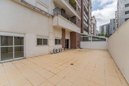 10_photo/94dce38265.0ec4804c3912e966-ATLAS-8e9aa4db-7c8e-492a-bb7b-d4de52e440db.jpg de apartamento à venda com 3 quartos, 207m² em Vila Izabel, Curitiba