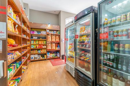 26_photo/94dce38265.9378edceb2ba862b-ATLAS-dce01baf-2890-4720-af30-9e8fc3dd19b9.jpg de apartamento para alugar com 4 quartos, 353m² em Vila Izabel, Curitiba