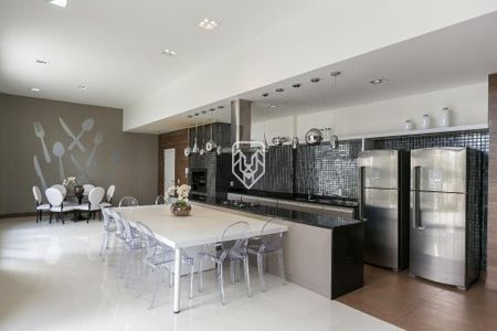 1_photo/94dce3826d.8be349627db8bef5-ATLAS-22da05ae-cf8a-43ff-85ef-71cdc5772ad7.jpg de apartamento para alugar com 4 quartos, 353m² em Vila Izabel, Curitiba