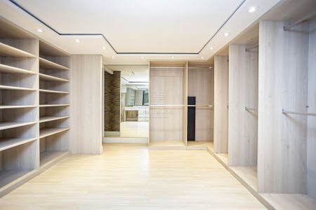 31_photo/94dce38271.1c30879e3ee593f9-ATLAS-4a556053-4d8e-43e0-8625-7d73926ab00a.jpg de apartamento à venda com 2 quartos, 214m² em Vila Izabel, Curitiba