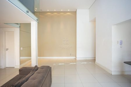 8_photo/94dce38271.1c30879e3ee593f9-ATLAS-d50e1da3-ddae-43d0-8c3b-90e984e39f96.jpg de apartamento à venda com 2 quartos, 214m² em Vila Izabel, Curitiba