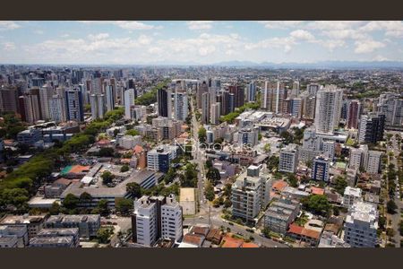 8_photo/94dce3831d.0bc8e7b382eddb50-ATLAS-79991c28-ff24-426d-bb40-b0feda7f9984.jpg de apartamento à venda com 3 quartos, 210m² em Vila Izabel, Curitiba