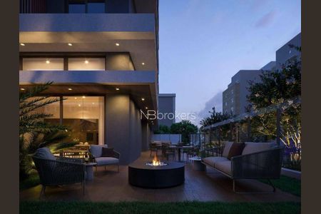 1_photo/94dce3831d.0bc8e7b382eddb50-ATLAS-c1fb9b46-e080-4f5e-9e58-7490b3313b46.jpg de apartamento à venda com 3 quartos, 210m² em Vila Izabel, Curitiba