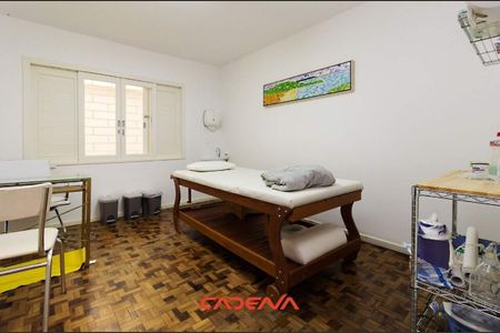 10_photo/94dce3831f.b63fb19834d8465e-ATLAS-4568ff66-c015-4fac-bd2d-04c36559229d.jpg de casa à venda com 3 quartos, 383m² em Vila Izabel, Curitiba