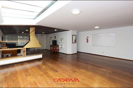 4_photo/94dce3831f.b63fb19834d8465e-ATLAS-61e9232b-e555-4fd6-b59b-b6eb2a288b76.jpg de casa à venda com 3 quartos, 383m² em Vila Izabel, Curitiba