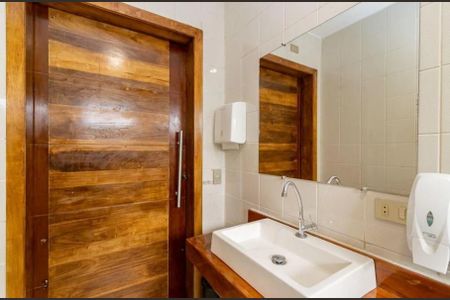 8_photo/94dce3831f.b63fb19834d8465e-ATLAS-9ca0d5e0-d5a9-4d60-86a5-137706ca80b6.jpg de casa à venda com 3 quartos, 274m² em Vila Izabel, Curitiba