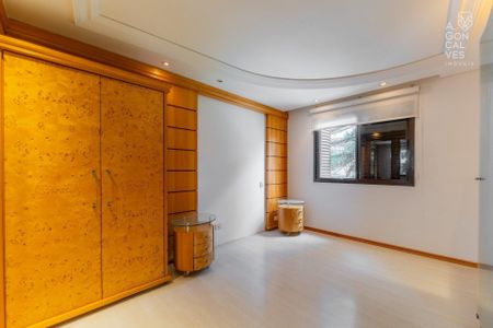 19_photo/94dce383b7.4d982142093baa6f-ATLAS-1a30cd7e-d403-45f0-b87e-5bbbb23a1eee.jpg de apartamento à venda com 3 quartos, 200m² em Água Verde, Curitiba