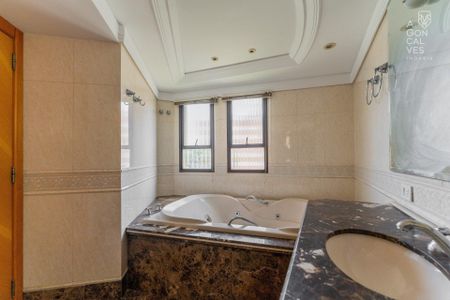 33_photo/94dce383b7.4d982142093baa6f-ATLAS-36ddfc35-9825-4307-8e38-1bb3c8d29433.jpg de apartamento à venda com 3 quartos, 200m² em Água Verde, Curitiba