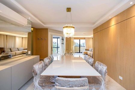 3_photo/94dce383df.8a00a68238a6a06b-ATLAS-45a4f296-b983-4f32-abcb-371872a9d4a6.jpg de apartamento para alugar com 4 quartos, 186m² em Batel, Curitiba