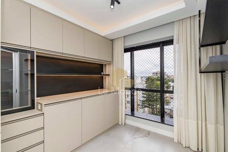 12_photo/94dce383df.8a00a68238a6a06b-ATLAS-a2510144-719d-4742-af0e-35ade9707407.jpg de apartamento para alugar com 4 quartos, 186m² em Batel, Curitiba